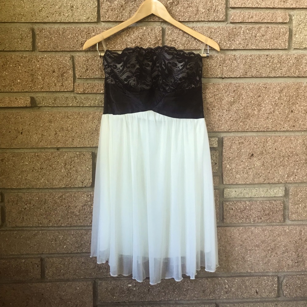 Blake Laced and White Strapless Dress